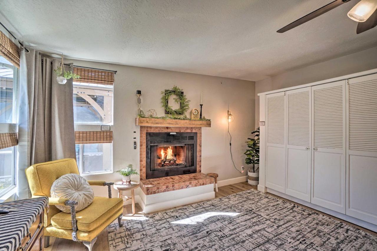 Central Williams Studio With Fireplace On Route 66! Apartment Exterior photo