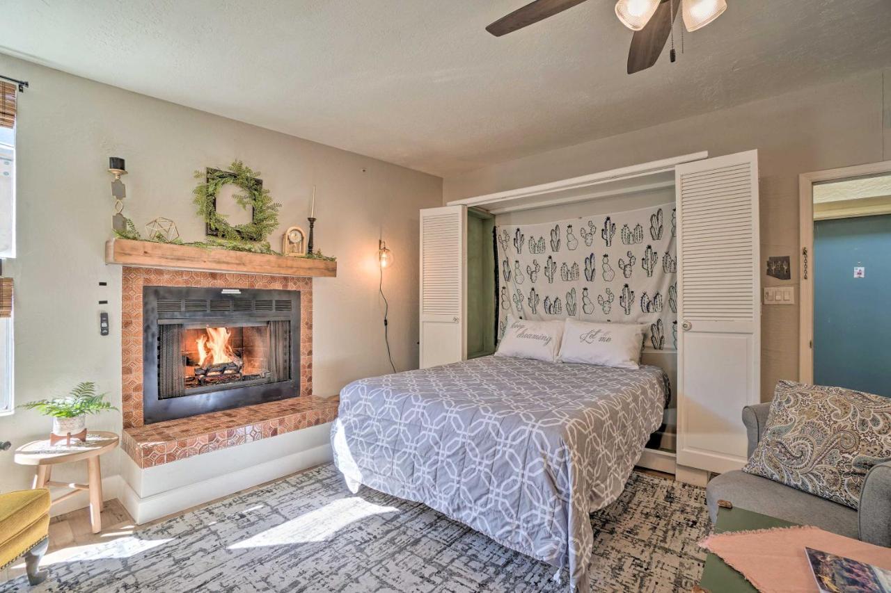 Central Williams Studio With Fireplace On Route 66! Apartment Exterior photo